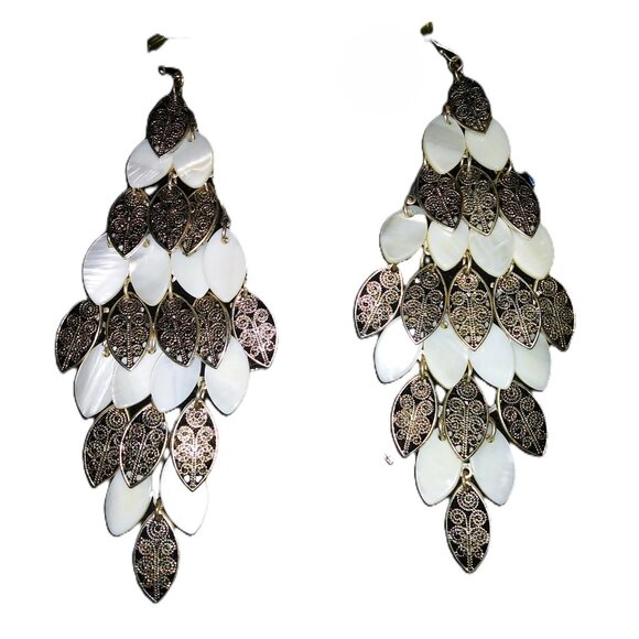 Three (3) Pairs of Fashion Earrings - Elegant, fun, stylish! - Picture 4 of 4